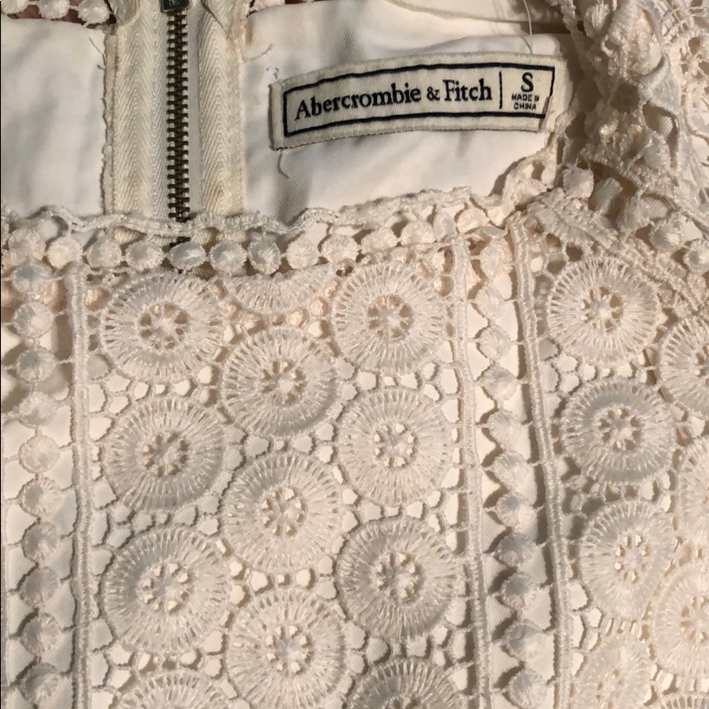 Lace top - Picture 2 of 3